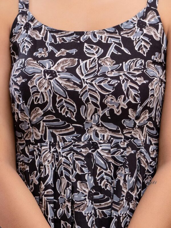 feranoid Women Cotton Printed Sleeveless Strap Peplum Top - Image 7