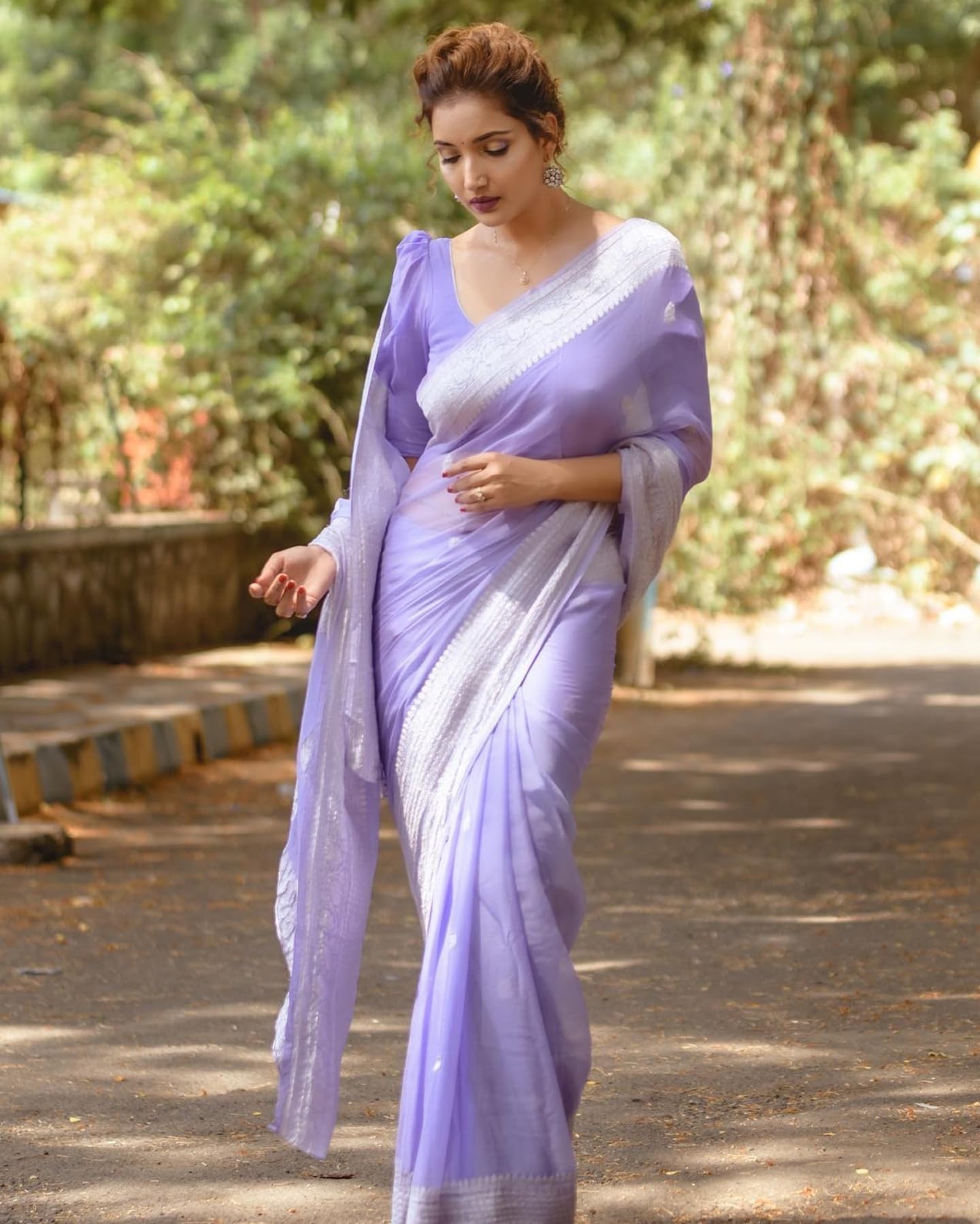 Sugathari Women's Lavander Banarasi Kanchipuram Art Silk Saree for Women – Traditional Wedding & Party Saree with Blouse Piece – Ethnic Indian Silk Saree for Bridal, Festive (RT-21-Lavander) - Image 6