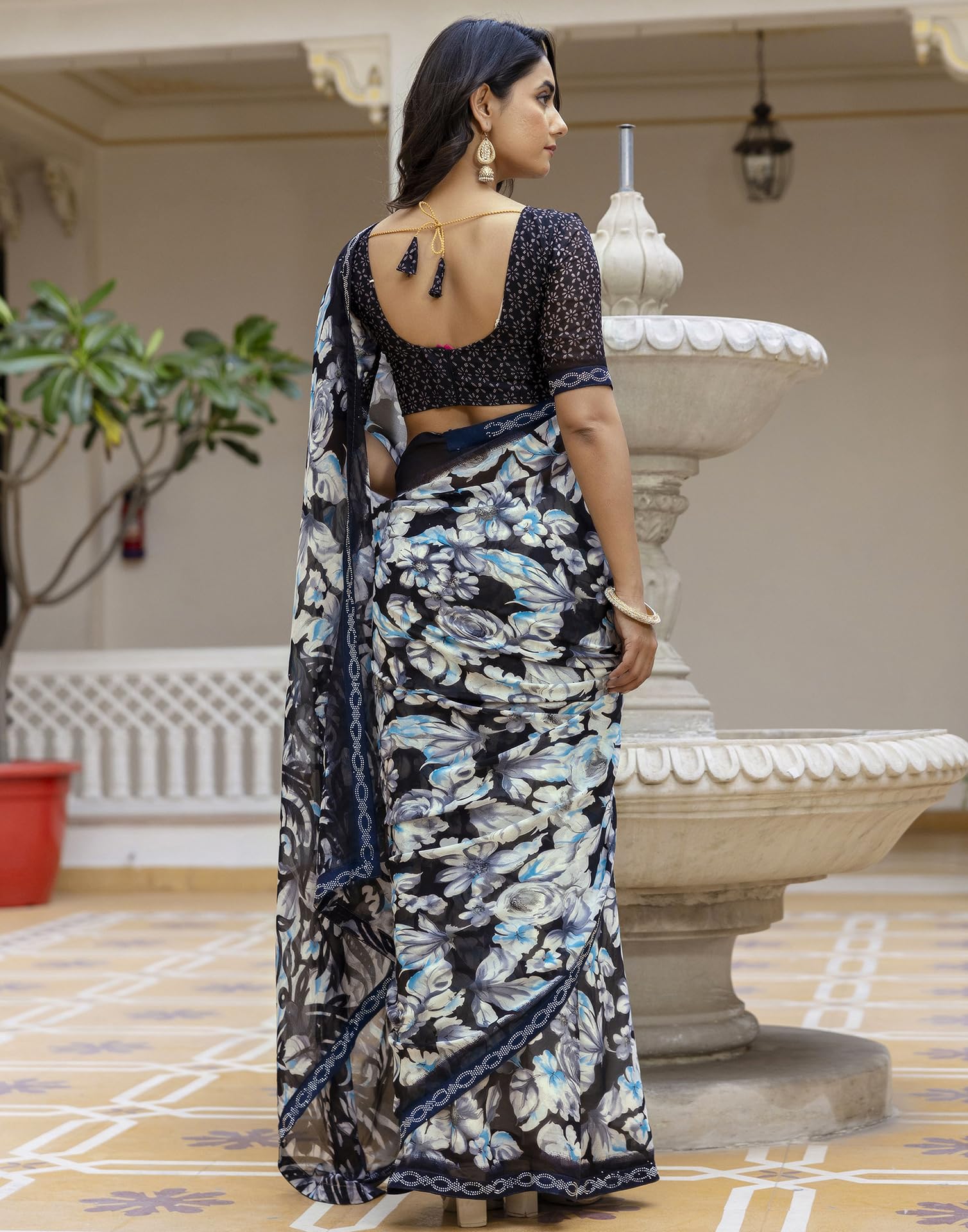 SIRIL Women's Georgette Printed Saree With Unstitched Blouse Piece (4288S3070_Black 2) - Image 6