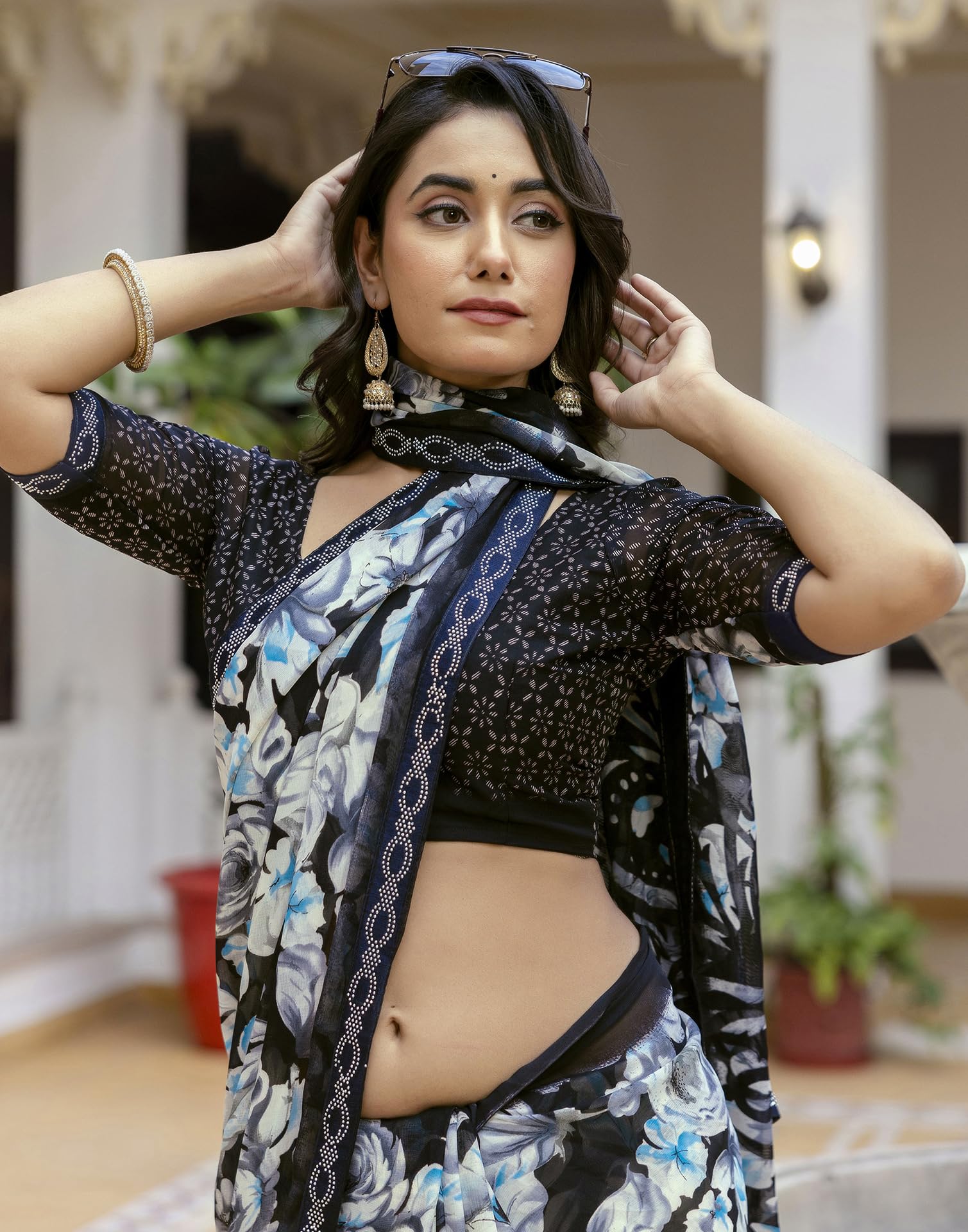 SIRIL Women's Georgette Printed Saree With Unstitched Blouse Piece (4288S3070_Black 2) - Image 4